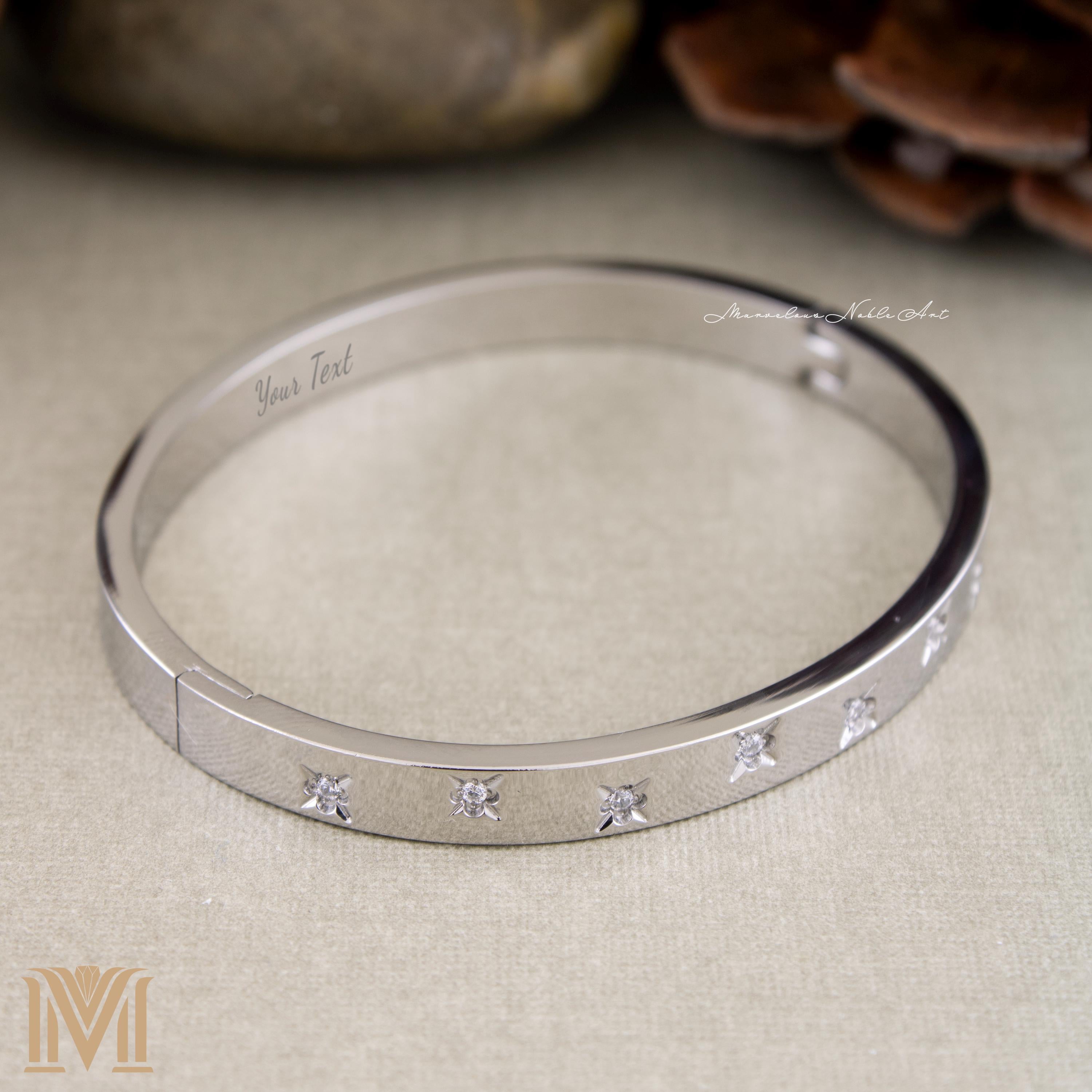 Silver bracelet with personalized engraving