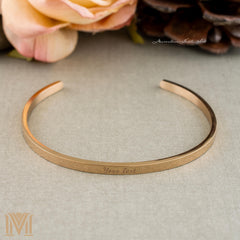 Rose gold cuff width guide
