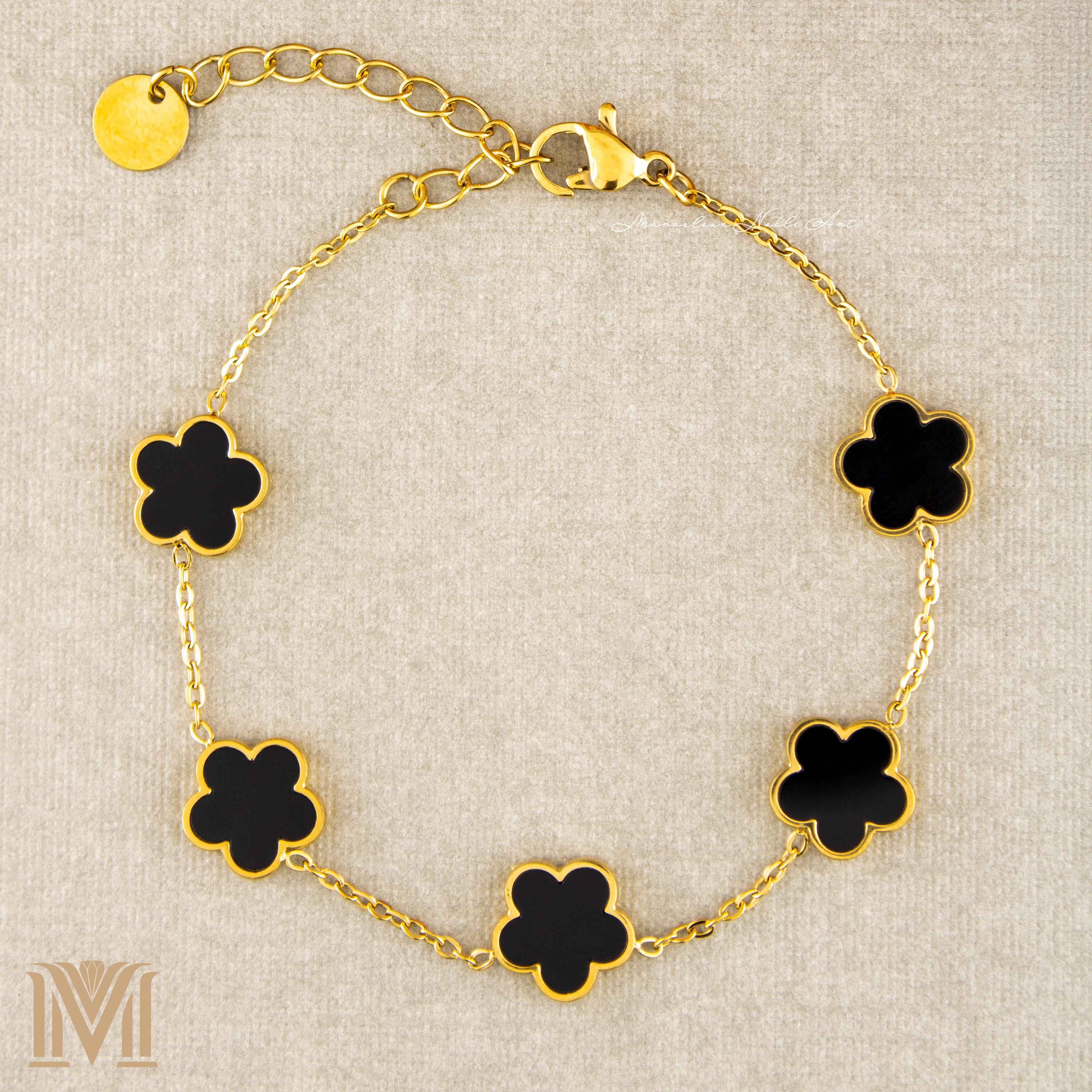 Adjustable gold black clover bracelet