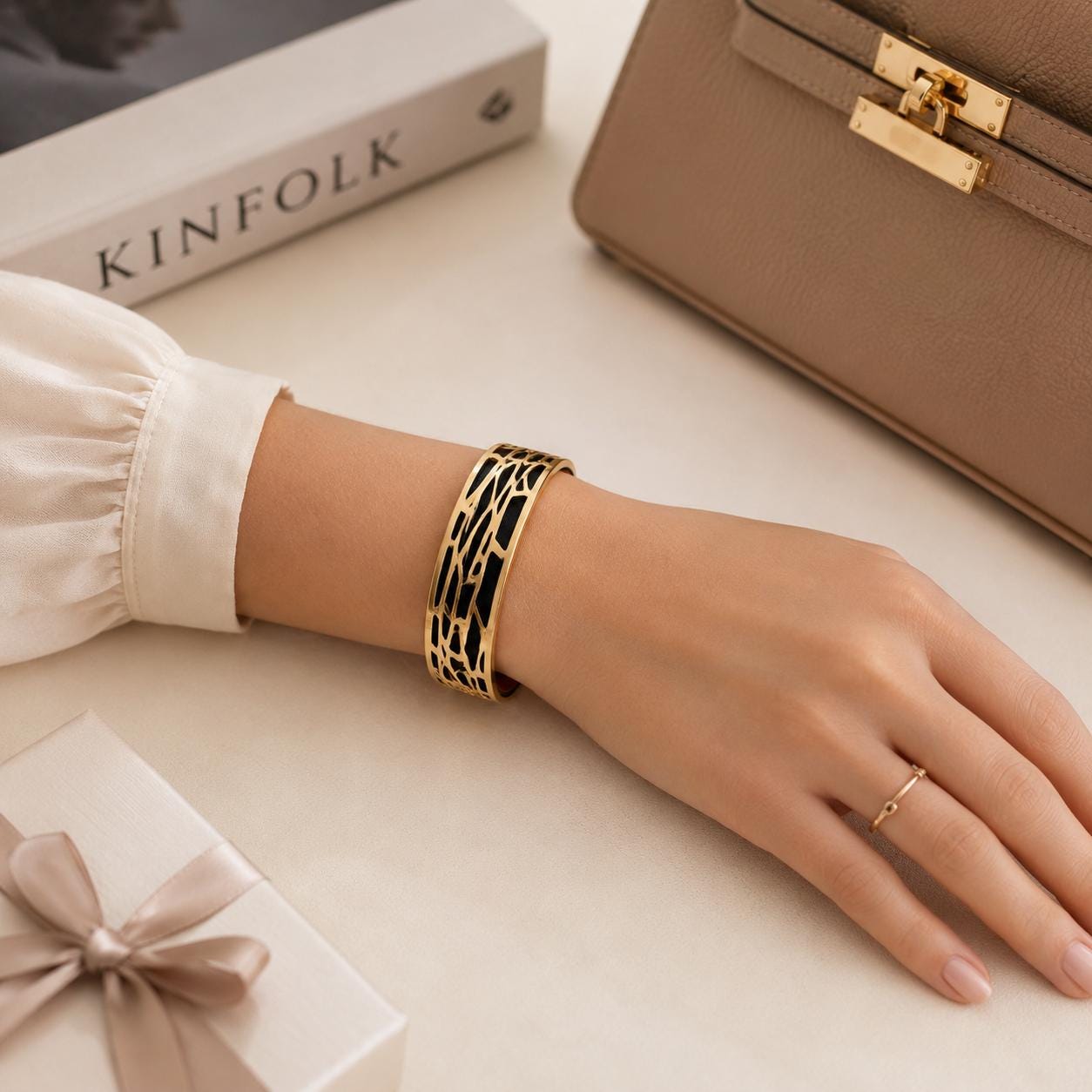 Gold cuff size guide