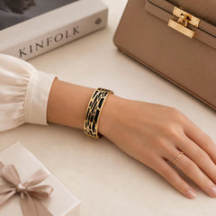 Gold cuff size guide