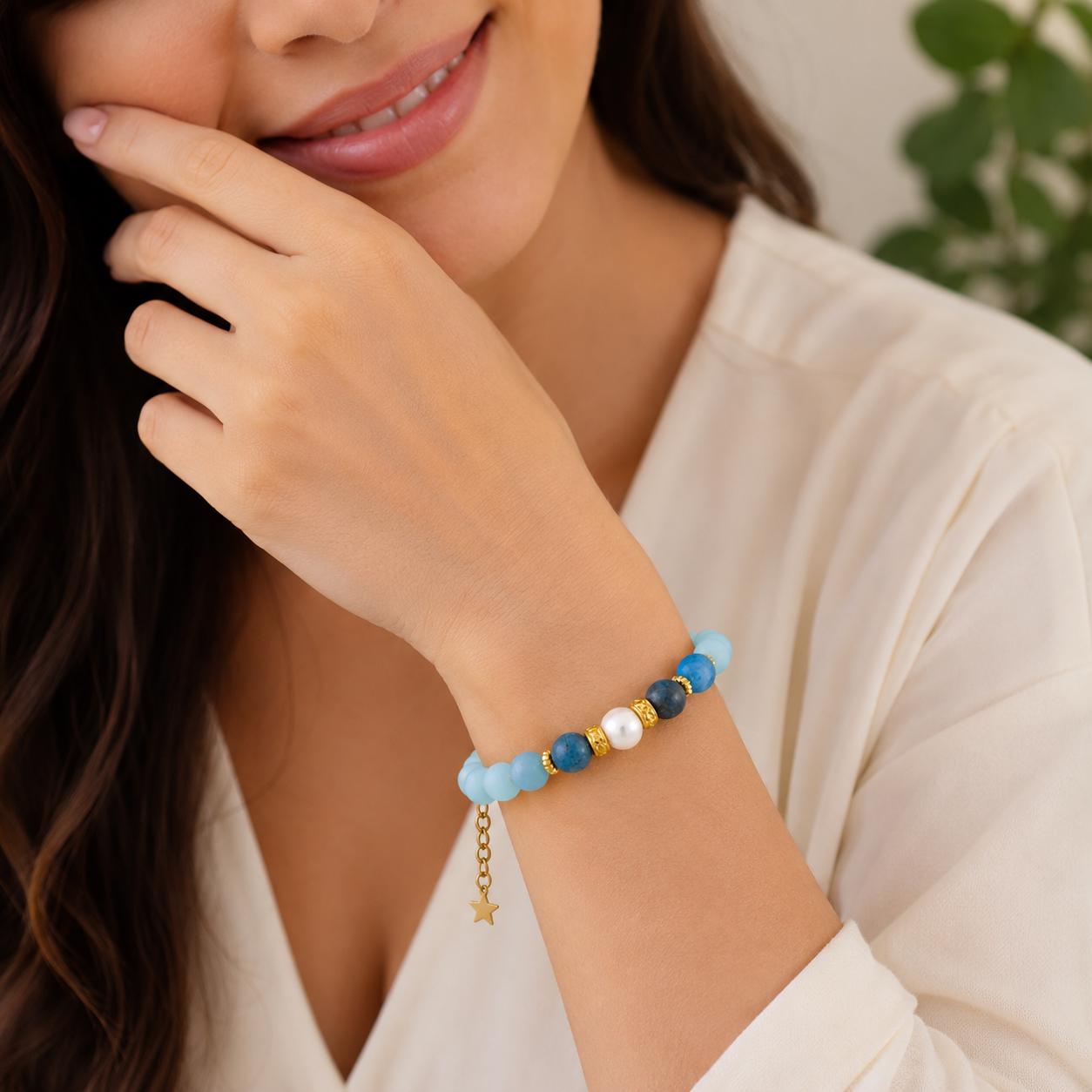 Woman wearing Apatite Amazonite Pearl bracelet