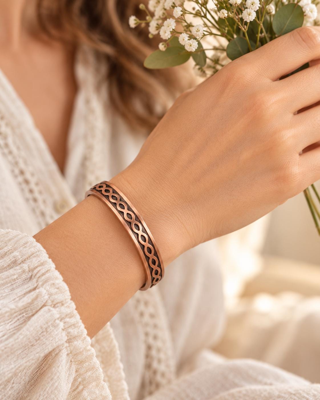 Unisex copper cuff on wrist
