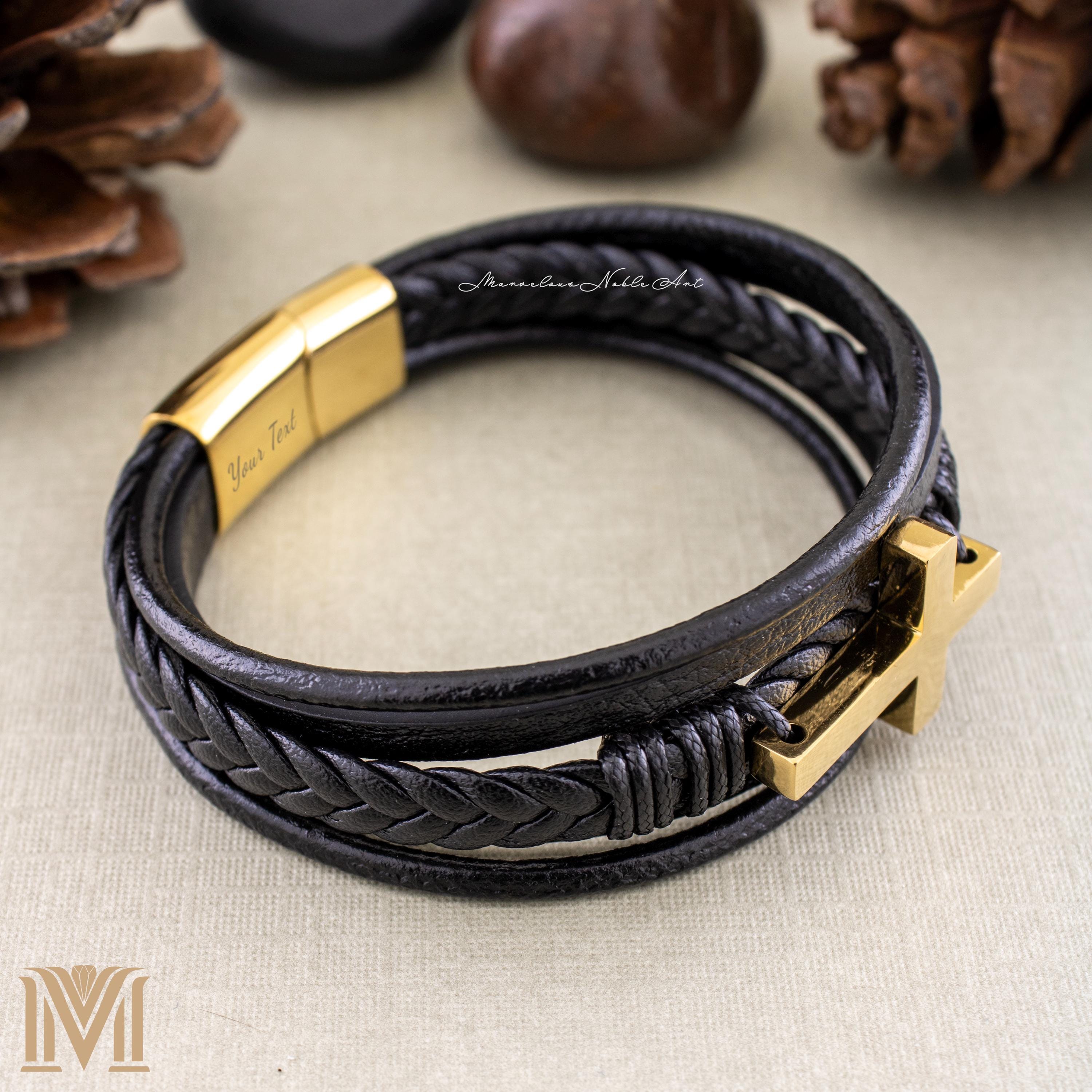 Faith bracelet with gold cross and personalized clasp