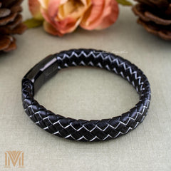 Thick braided leather bracelet detail