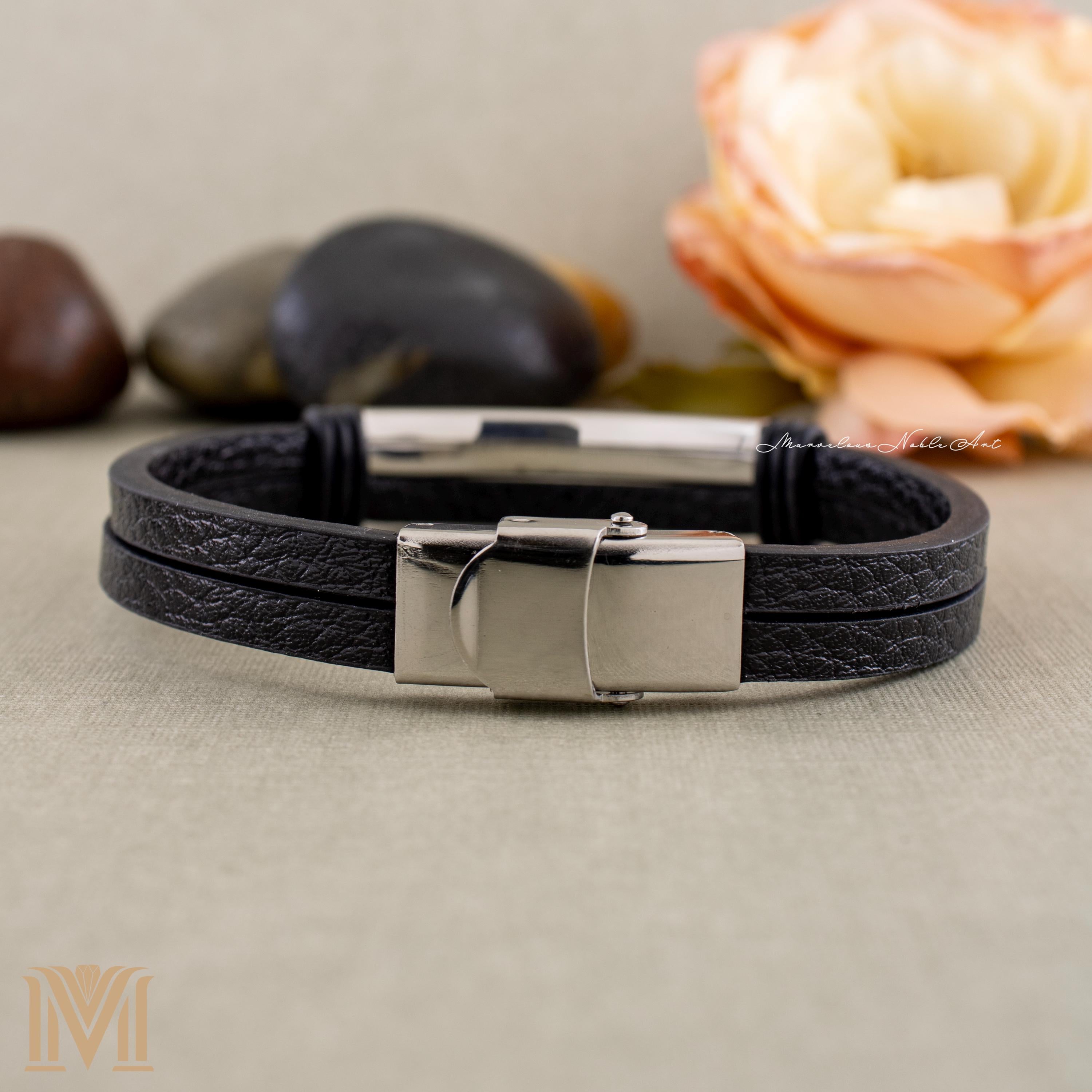Stainless steel magnetic clasp leather bracelet