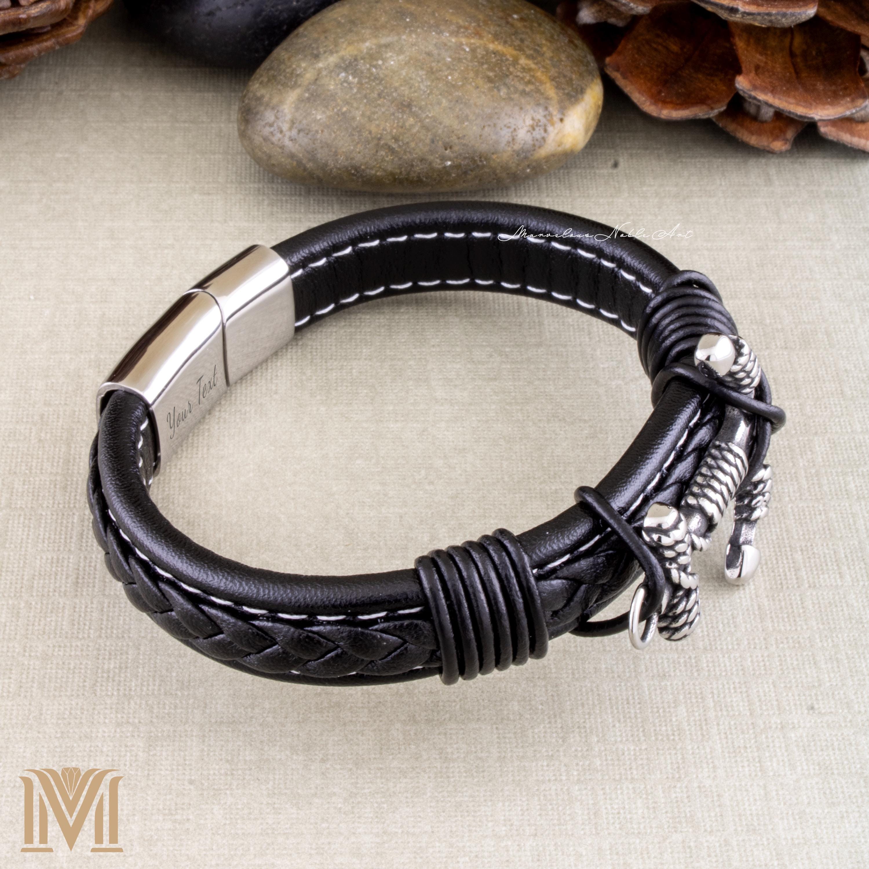 Magnetic clasp back view
