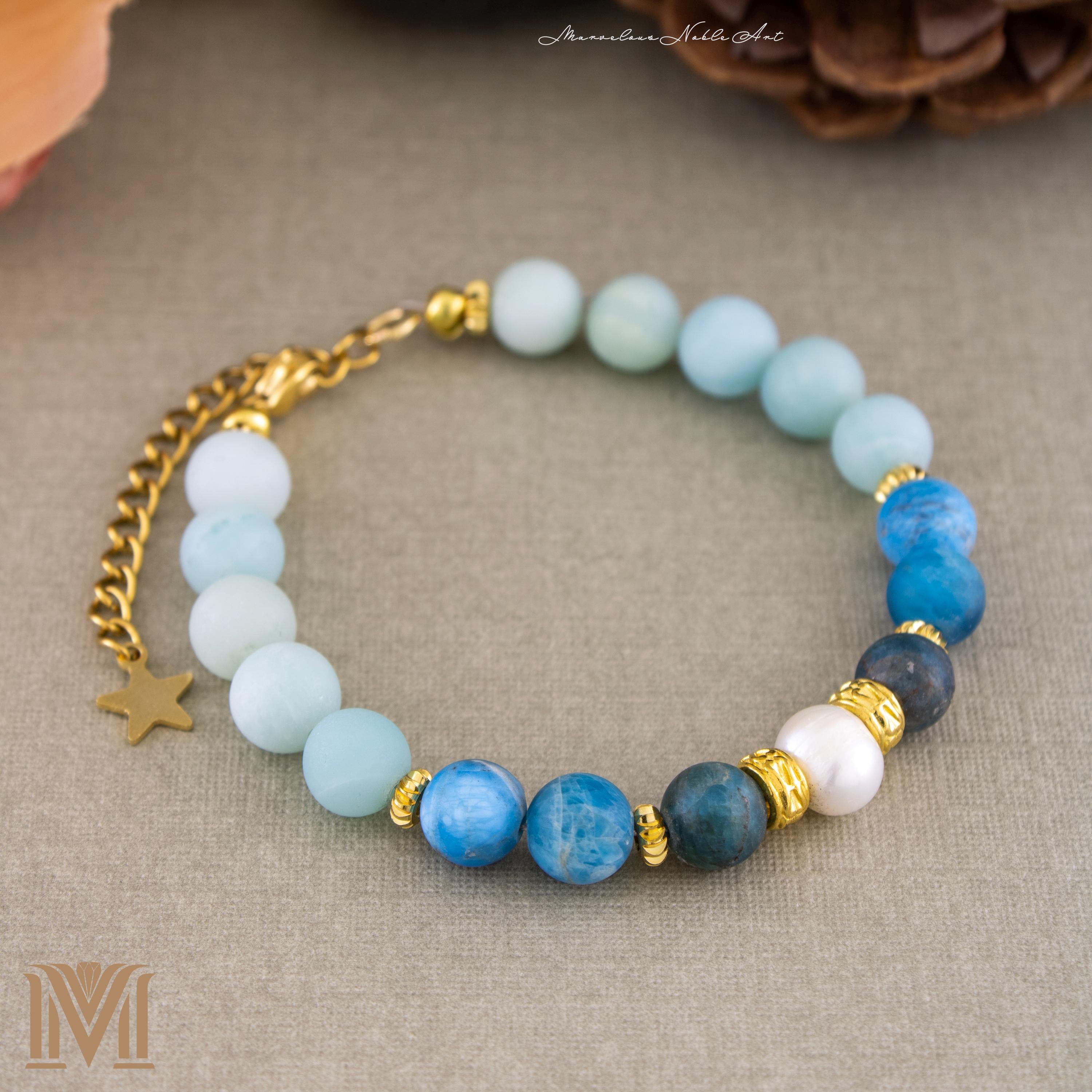 Apatite beads and Pearl centerpiece close-up