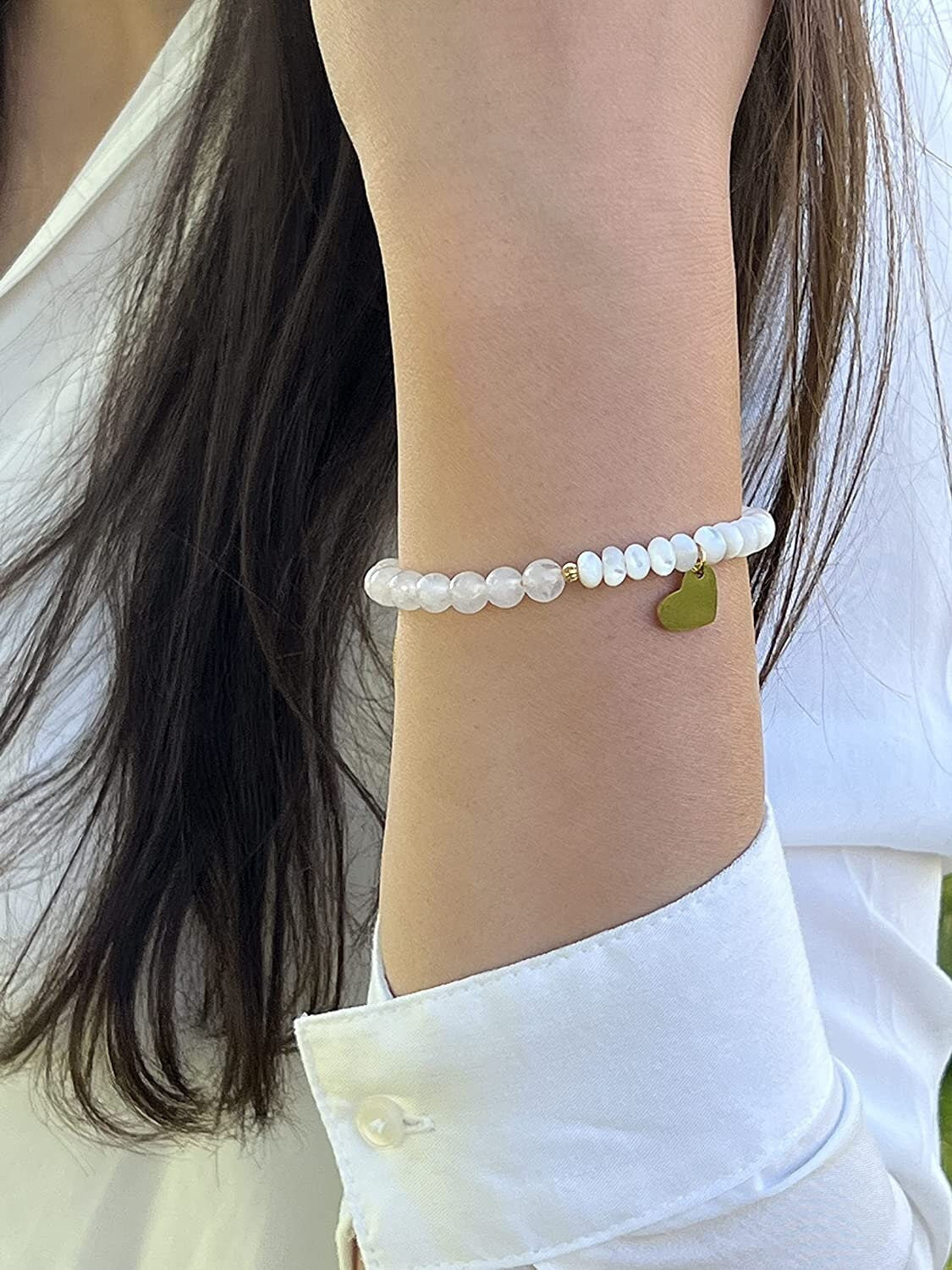 Jade Bracelet (white) and Shell, Handmade, 100% Natural, Woman, Heart charm Bracelet, Boho, Beach bracelet, Beaded bracelet, Women Bracelet